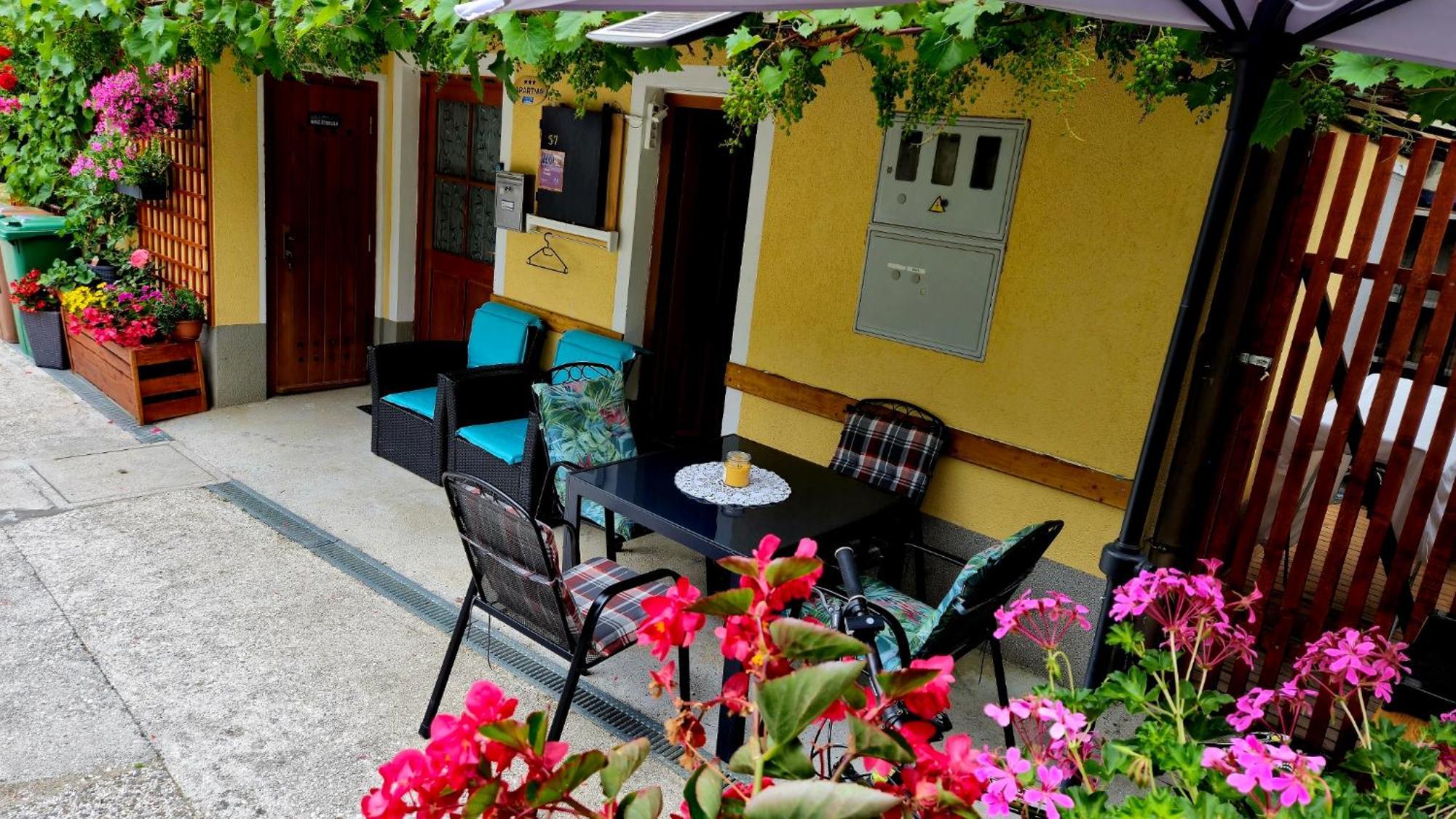 Apartment Anaya Paradise For Families Bovec Bagian luar foto