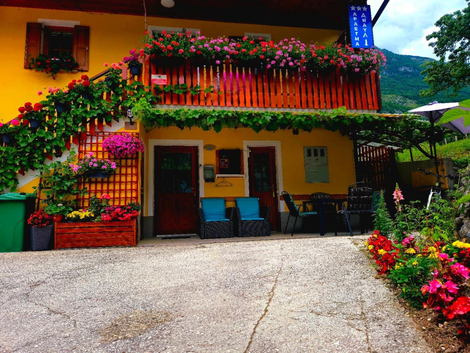 Apartment Anaya Paradise For Families Bovec Bagian luar foto